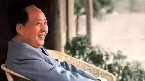 紀念毛澤東同志誕辰126周年！致敬一代偉人！